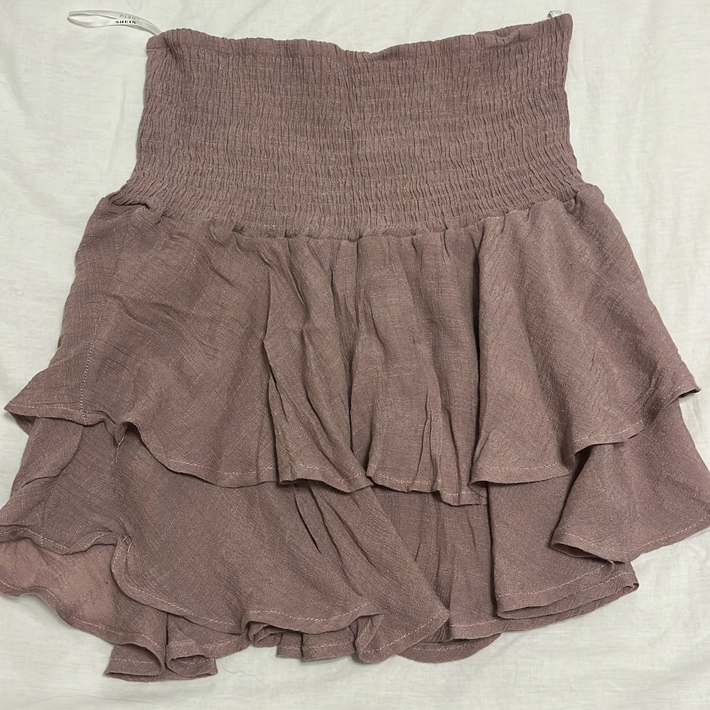 Ruffle skirt